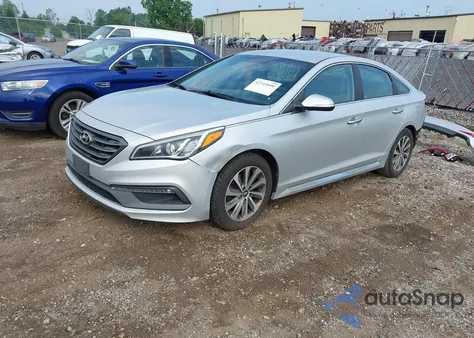 2015 Hyundai Sonata Sport z USA, uszkodzony, nr VIN 5NPE34AF9FH046476
